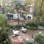 Hotel De L\'Avre
